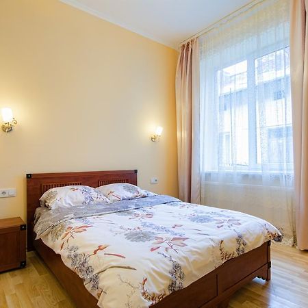 Apartment On Svobody Lviv Exterior foto